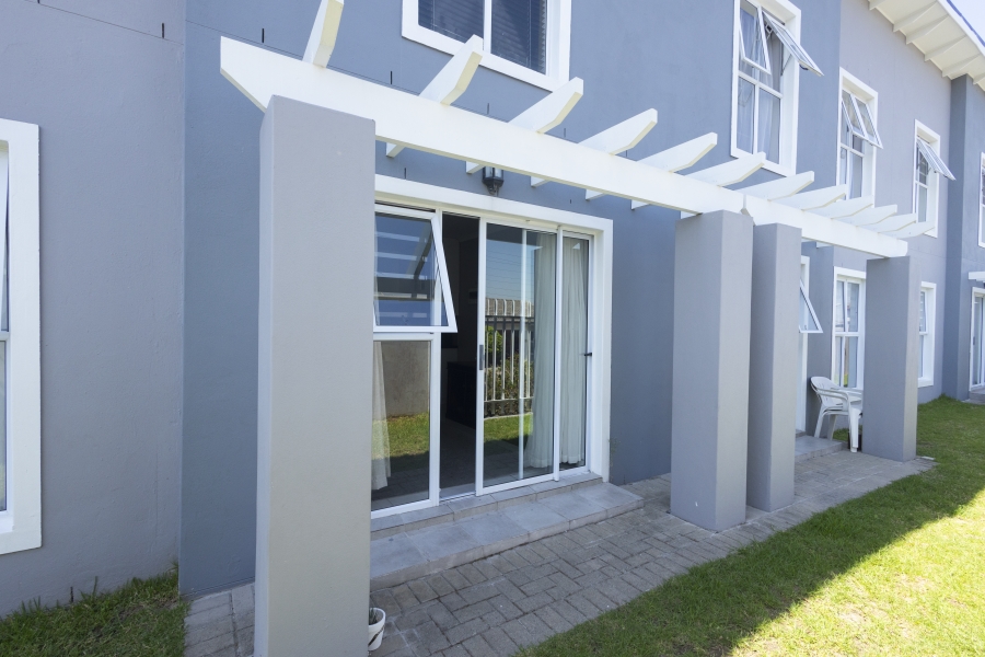 2 Bedroom Property for Sale in Sonkring Western Cape